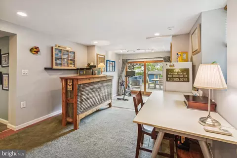 Dining - 606 Hatherleigh Rd, Baltimore, MD 21212 photo 5 of 5