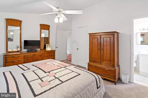 6504 Hal Ct, Baltimore, MD 21209 photo 10