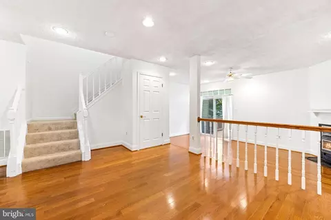 Entry Way - 16 Cashell Ct, Nottingham, MD 21236 photo 1 of 2