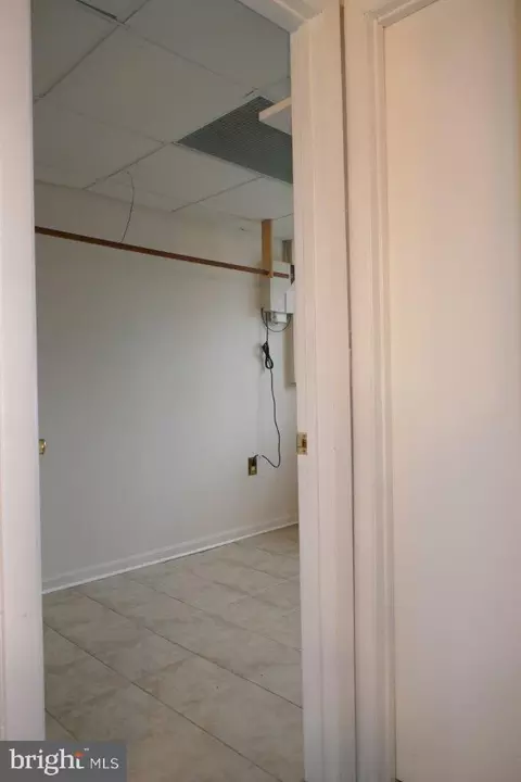Bath - 15 Minte Dr, Nottingham, MD 21236 photo 5 of 5