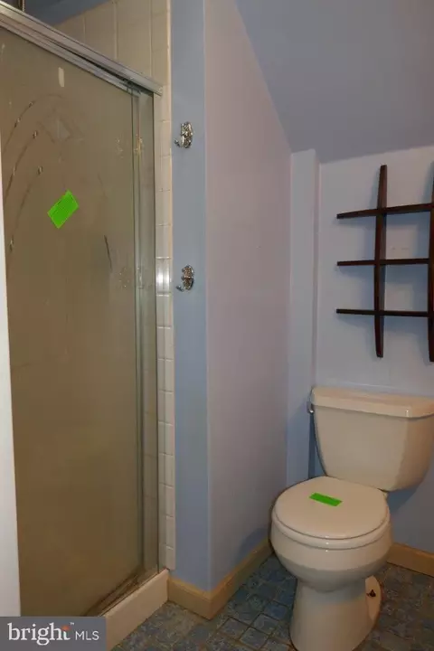 Bath - 15 Minte Dr, Nottingham, MD 21236 photo 4 of 5