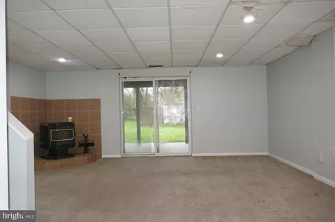 Living - 15 Minte Dr, Nottingham, MD 21236 photo 1 of 1