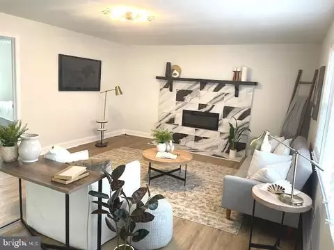 Living - 5914 Central Ave, Gwynn Oak, MD 21207 photo 2 of 5