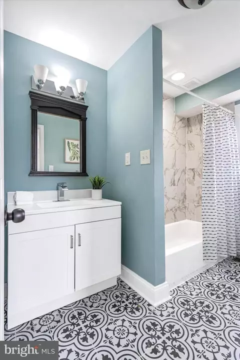 Bath - 5914 Central Ave, Gwynn Oak, MD 21207 photo 1 of 4