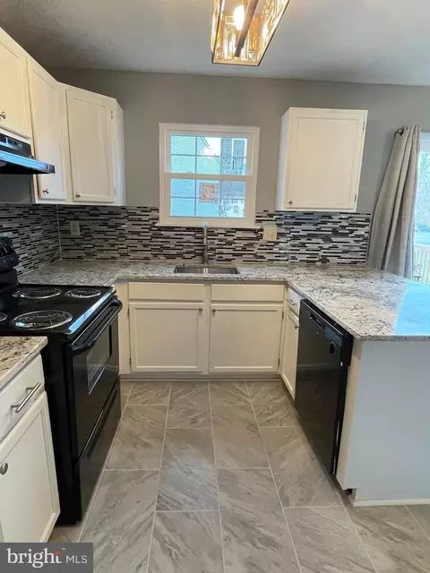 Kitchen - 434 Kosoak Rd, Middle River, MD 21220 photo 3 of 6