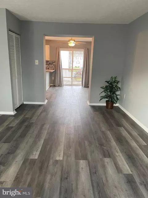 Entry Way - 434 Kosoak Rd, Middle River, MD 21220 photo 4 of 4