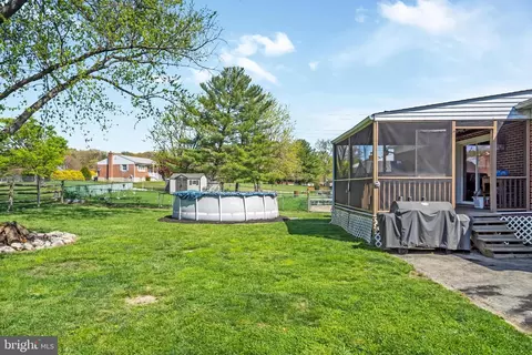Exterior - 411 Saint Patrick Rd, Baltimore, MD 21206 photo 6 of 6