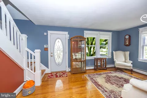 Living - 4401 Ridge, Nottingham, MD 21236 photo 3 of 3