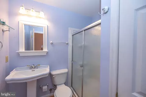 Bath - 4401 Ridge, Nottingham, MD 21236 photo 5 of 7