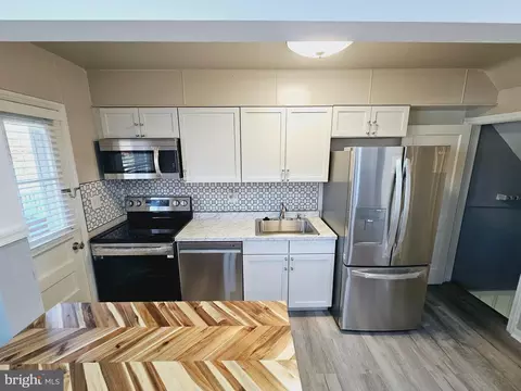 Kitchen - 3403 Dunhaven Rd, Dundalk, MD 21222 photo 2 of 2