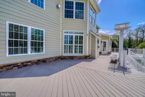 Exterior - 4 Three Sisters Ct, Baldwin, MD 21013 photo 5 of 20