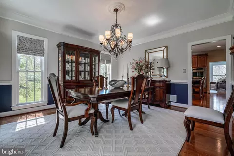 Dining - 4 Three Sisters Ct, Baldwin, MD 21013 photo 1 of 9