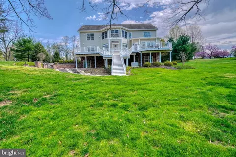 Exterior - 4 Three Sisters Ct, Baldwin, MD 21013 photo 12 of 20