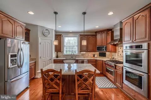 Kitchen - 4 Three Sisters Ct, Baldwin, MD 21013 photo 4 of 16