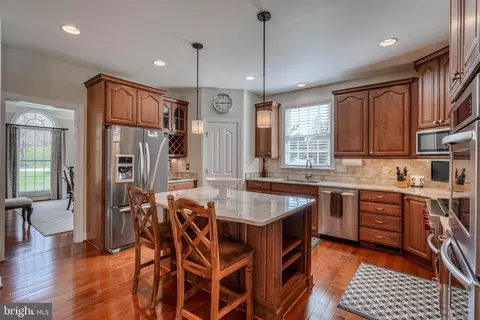 Kitchen - 4 Three Sisters Ct, Baldwin, MD 21013 photo 3 of 16