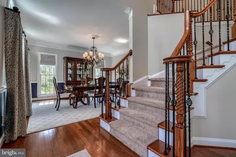 Entry Way - 4 Three Sisters Ct, Baldwin, MD 21013 photo 2 of 7