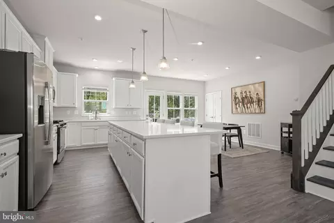 Kitchen - 3069 Shaws Rd, Sparrows Point, MD 21219 photo 3 of 7