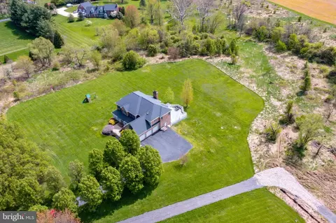 View/Area - 5 Manor Crossing Ct, Baldwin, MD 21013 photo 2 of 12