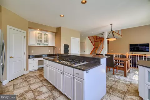 Kitchen - 5 Manor Crossing Ct, Baldwin, MD 21013 photo 6 of 6