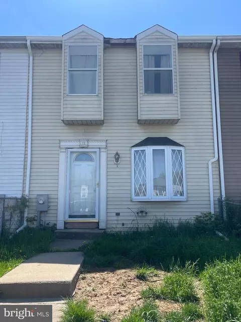 11 Holcumb Ct, Middle River, MD 21220