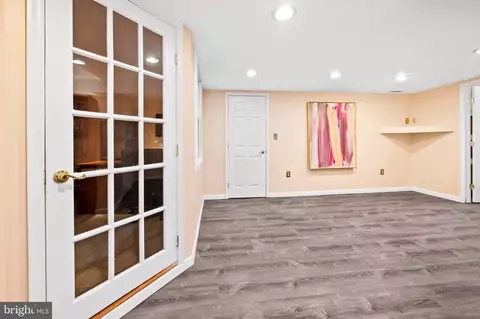 Entry Way - 3 Prairie Ct, Phoenix, MD 21131 photo 3 of 3