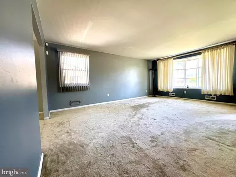 7905 Brookhaven Rd, Windsor Mill, MD 21244 photo 5