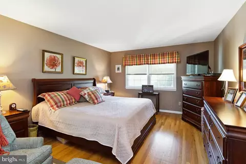 Bedroom - 2406 Stanwick Rd, Phoenix, MD 21131 photo 5 of 8
