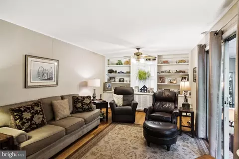 Living - 2406 Stanwick Rd, Phoenix, MD 21131 photo 6 of 9