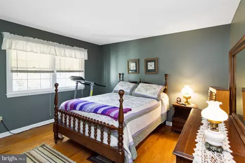 Bedroom - 2406 Stanwick Rd, Phoenix, MD 21131 photo 1 of 8