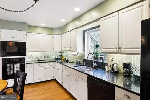 Kitchen - 2406 Stanwick Rd, Phoenix, MD 21131 photo 2 of 3