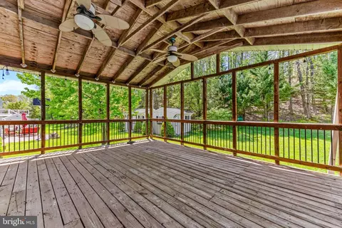 Exterior - 8218 Selwin Ct, Rosedale, MD 21237 photo 5 of 5
