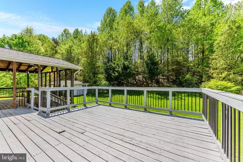 Exterior - 8218 Selwin Ct, Rosedale, MD 21237 photo 4 of 5