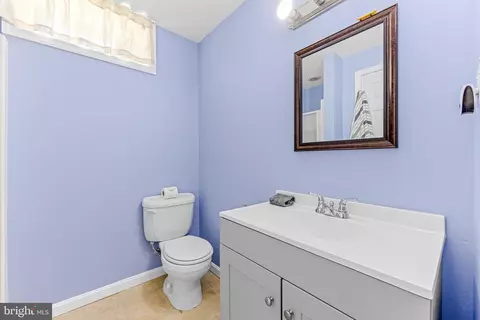 Bath - 8218 Selwin Ct, Rosedale, MD 21237 photo 5 of 7
