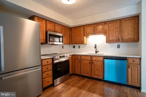 Kitchen - 27 Ramsgate Ct, Halethorpe, MD 21227 photo 1 of 1