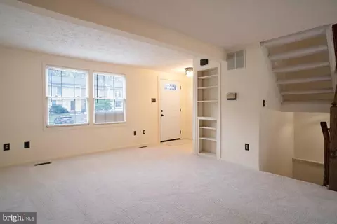 Living - 27 Ramsgate Ct, Halethorpe, MD 21227 photo 1 of 2