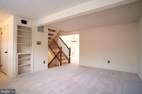 Living - 27 Ramsgate Ct, Halethorpe, MD 21227 photo 2 of 2