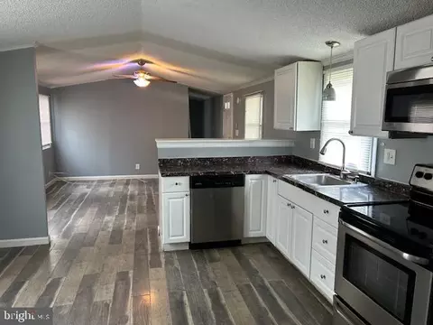 107 Rodeo Cir, Middle River, MD 21220 photo 8