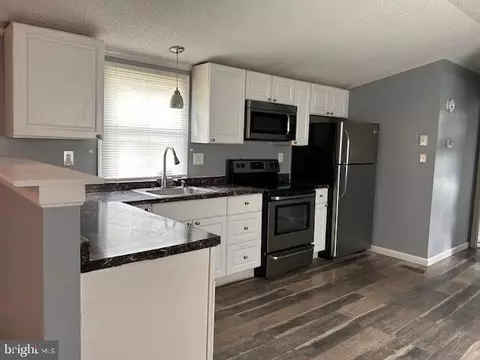 107 Rodeo Cir, Middle River, MD 21220 photo 7