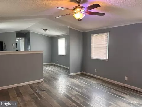 107 Rodeo Cir, Middle River, MD 21220 photo 5