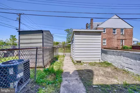 Exterior - 120 Chestnut St, Dundalk, MD 21222 photo 7 of 7