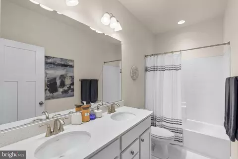 Bath - 518 Schmidt Rd, Middle River, MD 21220 photo 6 of 6