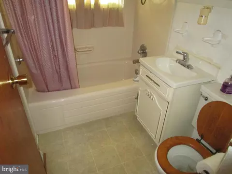 Bath - 3114 Rheims Rd, Windsor Mill, MD 21244 photo 1 of 2