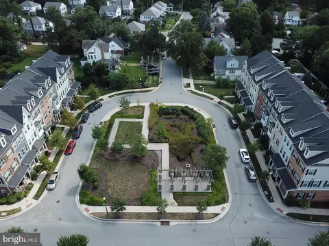 View/Area - 71 Linden Pl, Towson, MD 21286 photo 2 of 3