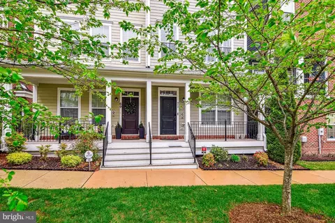 Exterior - 71 Linden Pl, Towson, MD 21286 photo 2 of 8