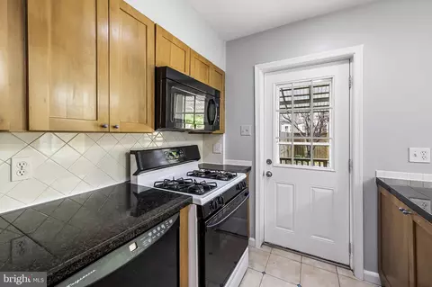 7220 Stratton Way, Baltimore, MD 21224 photo 10