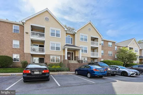 2 Rumford Dr #203, Catonsville, MD 21228