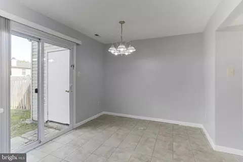511 Gloucester Ct, Middle River, MD 21220 photo 14