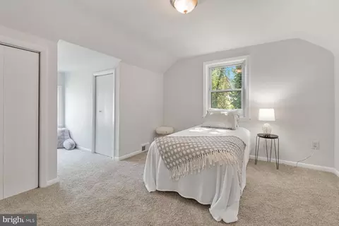 Bedroom - 1844 Sutton Ave, Halethorpe, MD 21227 photo 5 of 7