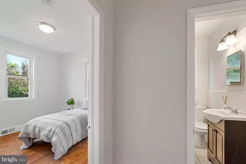 Bedroom - 1844 Sutton Ave, Halethorpe, MD 21227 photo 3 of 7