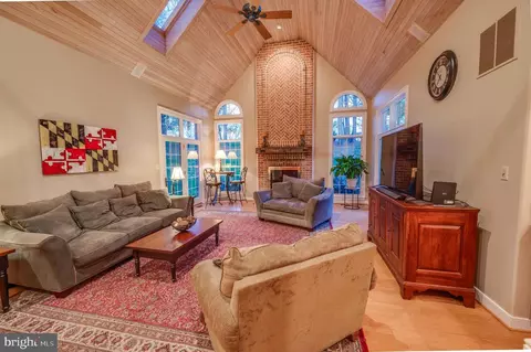 Living - 14102 Phoenix Rd, Phoenix, MD 21131 photo 3 of 13